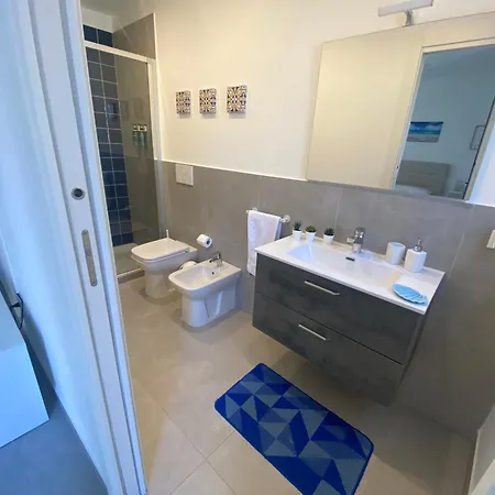 La Casetta Di Leo Apartment *